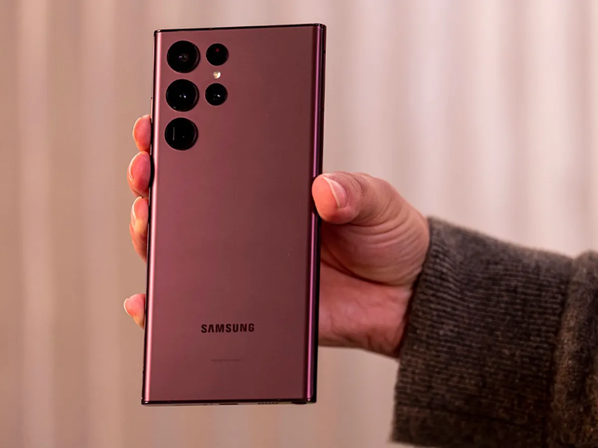 ما هو الهاتف الذي يستحق الشراء من سامسونج