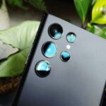 صورة على الطبيعة لهاتف samsung s23 ultra